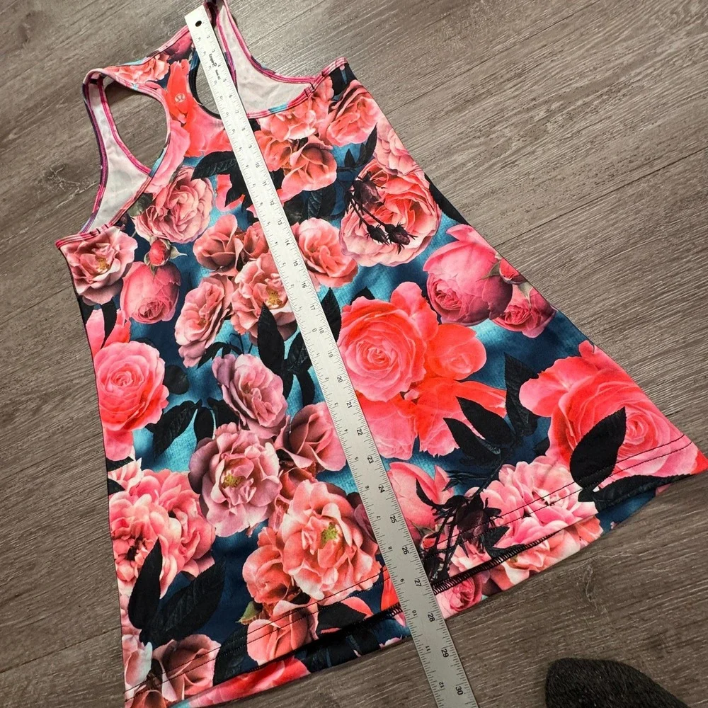 Lululemon Tank Top Women 8 Pink Luon Secret Garden Floral Racerback Yoga Running